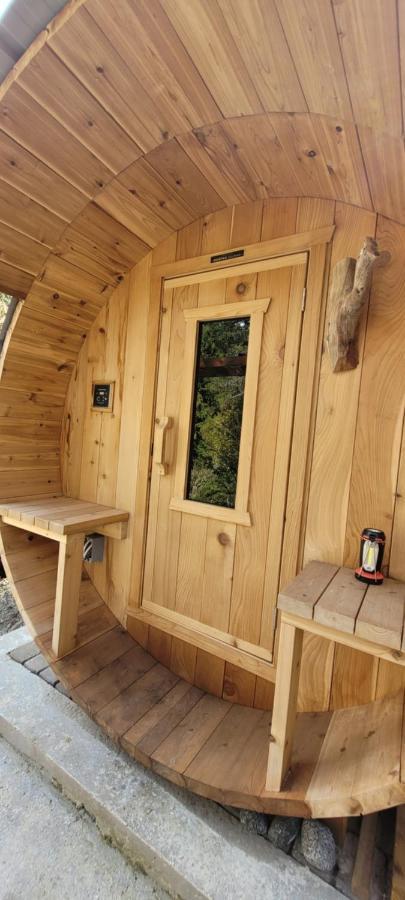 Sacred Pilgrimage Studio Hostal Metchosin Exterior foto